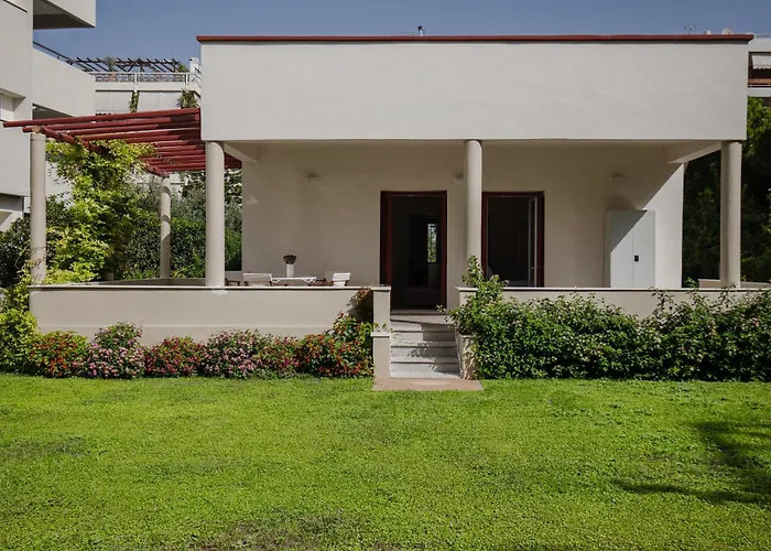 Private House - Garden - Glyfada